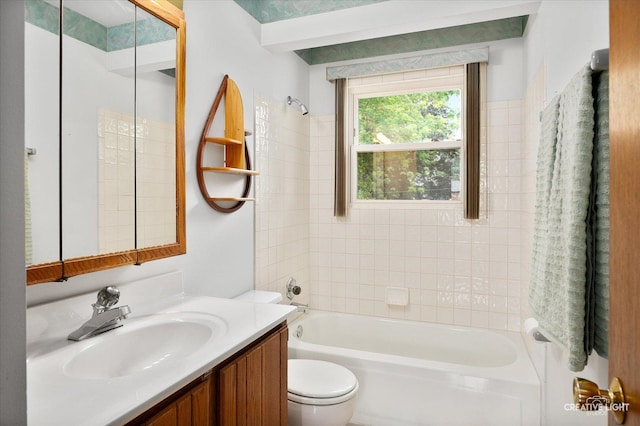 2211 Birchwood Pkwy, Woodridge, IL 60517 - full bath with vanity and shower / washtub combination