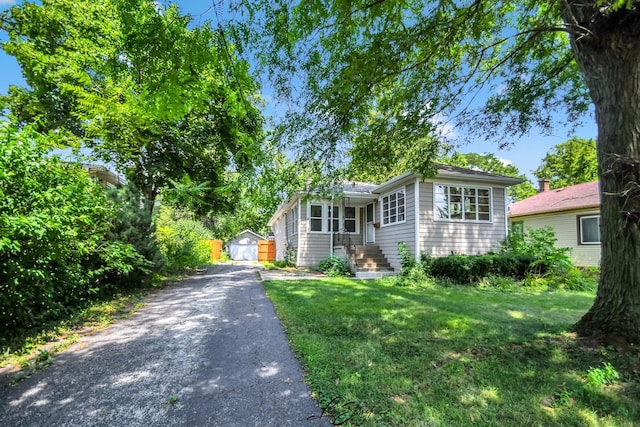 1728 Olive Rd, Homewood, IL 60430 - photo 1