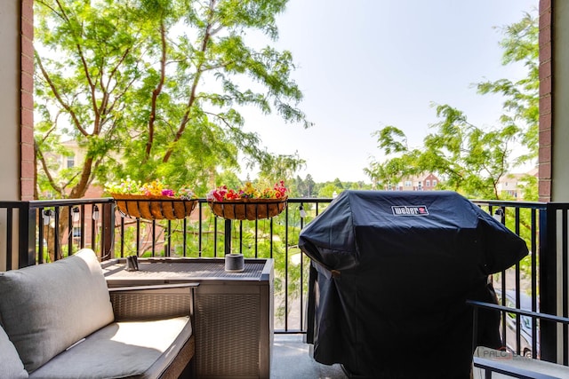 1199 E Port Clinton Rd Unit 209, Vernon Hills, IL 60061 - wooden terrace featuring area for grilling