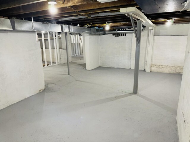 616 N Everett St, Streator, IL 61364 - view of unfinished basement