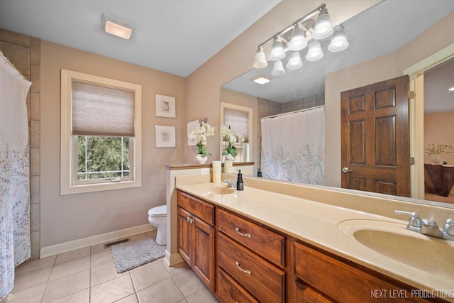 7N107 Hastings Dr, Saint Charles, IL 60175 - bathroom with double vanity, tile patterned floors, and curtained shower