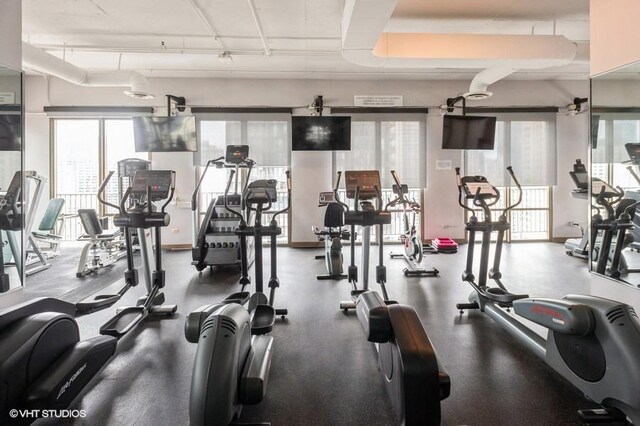 2 E Erie St Unit 3106, Chicago, IL 60611 - view of gym