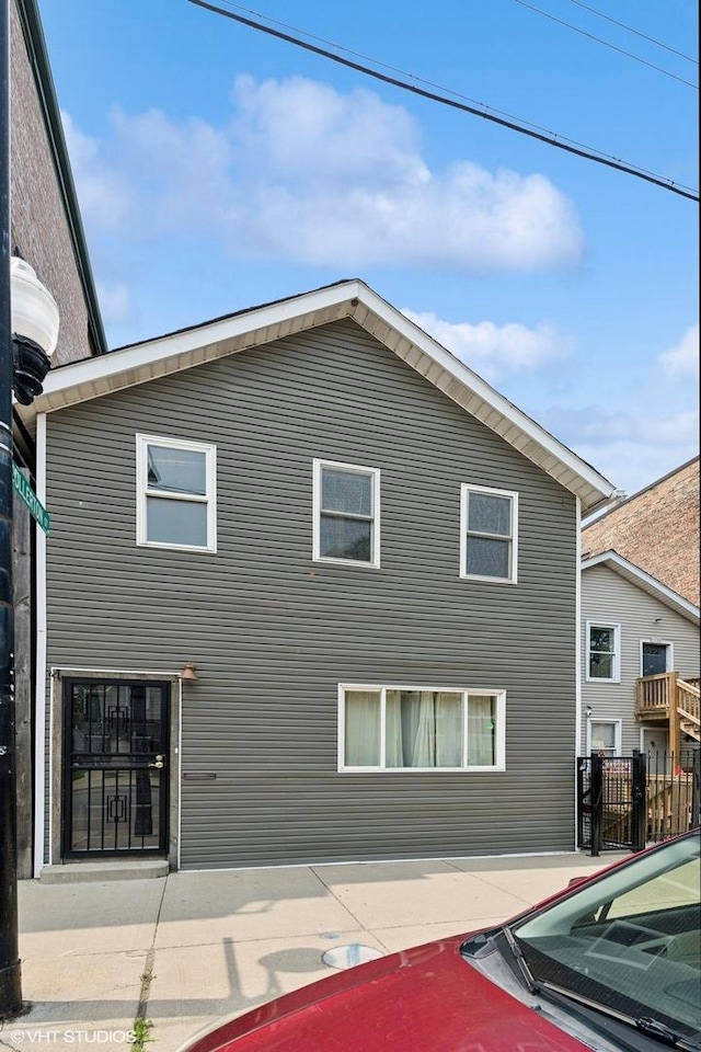 1940 S Racine Ave, Chicago, IL 60608 - rear view of property with a patio