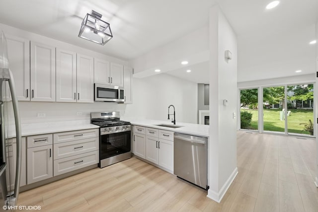 602 Woodhaven Dr, Mundelein, IL 60060 - photo 3