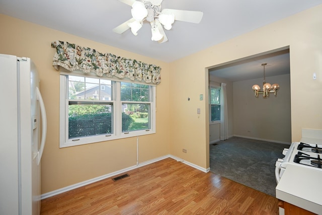 1075 Creekside Dr, Wheaton, IL 60189 - photo 13