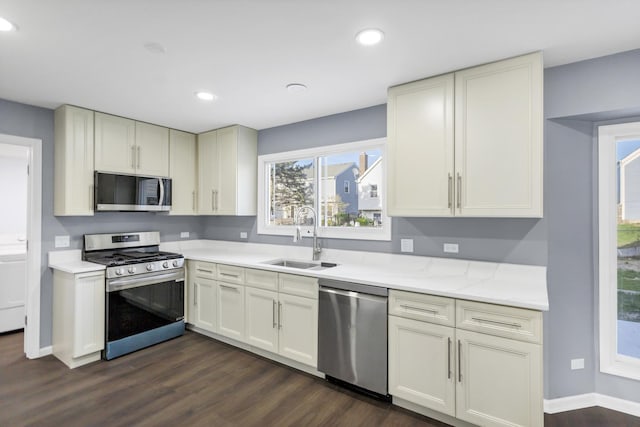 8 Cheswick Ct, Schaumburg, IL 60194 - kitchen featuring appliances with stainless steel finishes, dark wood-style flooring, and recessed lighting