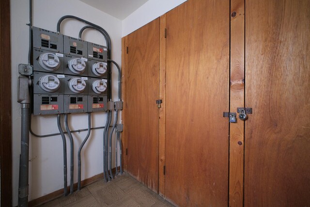 6101 N Elston Ave Unit 3E, Chicago, IL 60646 - detailed view of electric meter