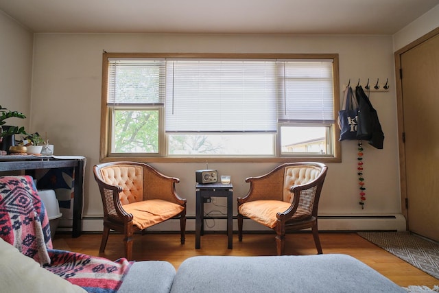6101 N Elston Ave Unit 3E, Chicago, IL 60646 - sitting room with wood finished floors