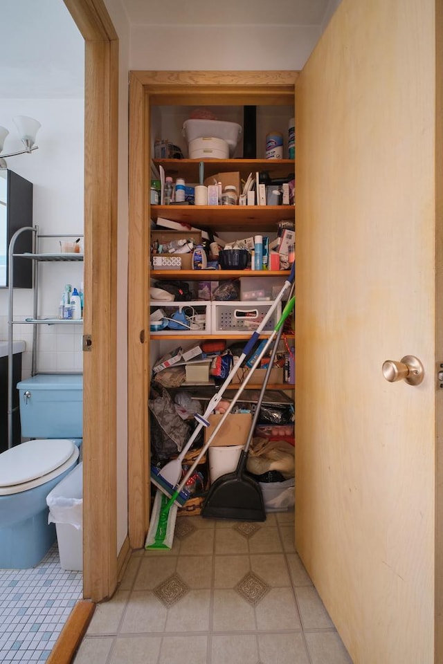 6101 N Elston Ave Unit 3E, Chicago, IL 60646 - view of pantry