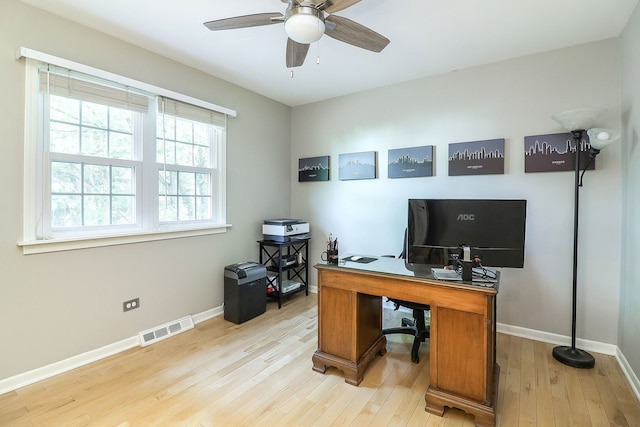 1549 Preston Rd, Naperville, IL 60563 - home office with wood finished floors and a ceiling fan