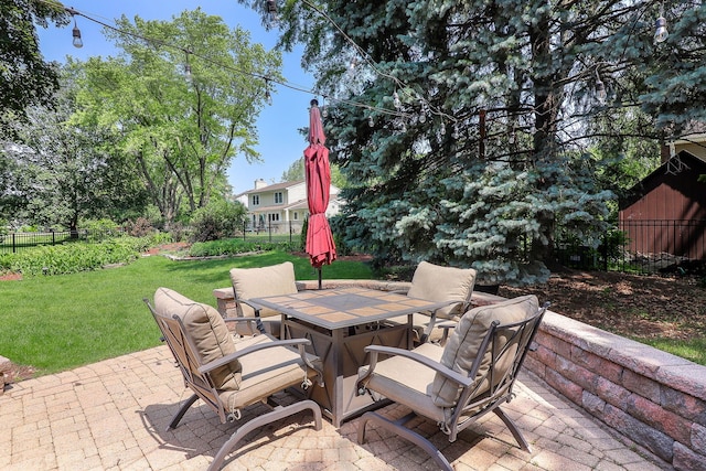 1549 Preston Rd, Naperville, IL 60563 - view of patio with outdoor dining area