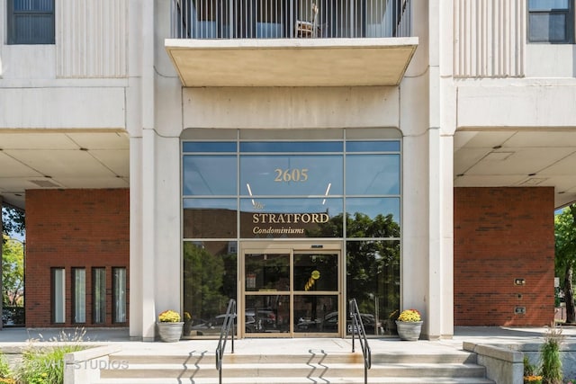 2605 S Indiana Ave Unit 2201, Chicago, IL 60616 - photo 2