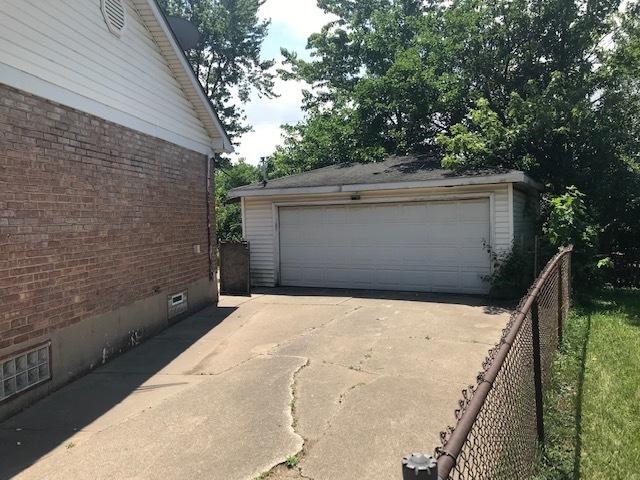 104 Anne Ct, Thornton, IL 60476 - photo 2