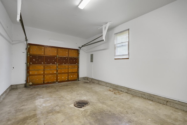 5902 Fox Lake Rd, Mchenry, IL 60051 - garage with electric panel