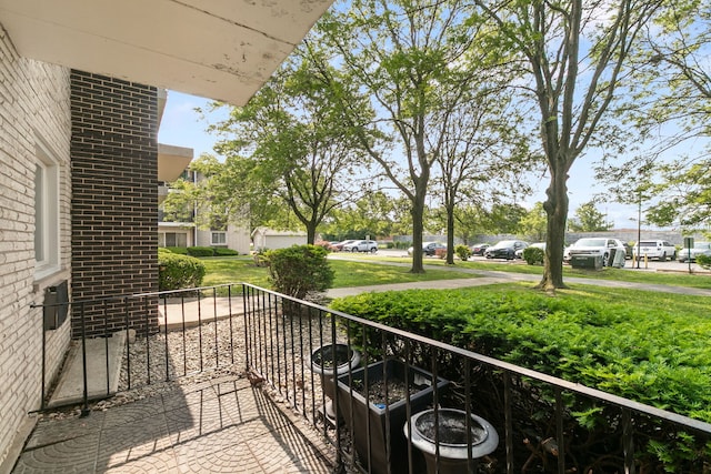 6540 W 94th Pl Unit 1A, Oak Lawn, IL 60453 - view of balcony