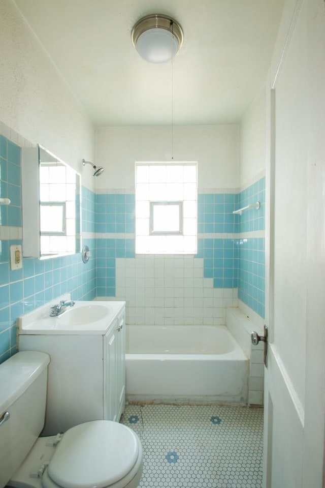 10505 S Eggleston Ave, Chicago, IL 60628 - photo 7