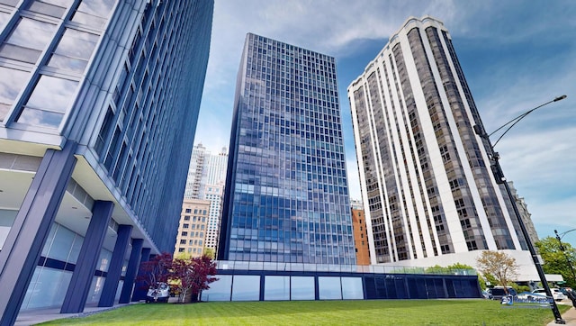 910 N Lake Shore Dr Unit 2317, Chicago, IL 60611 - view of building exterior