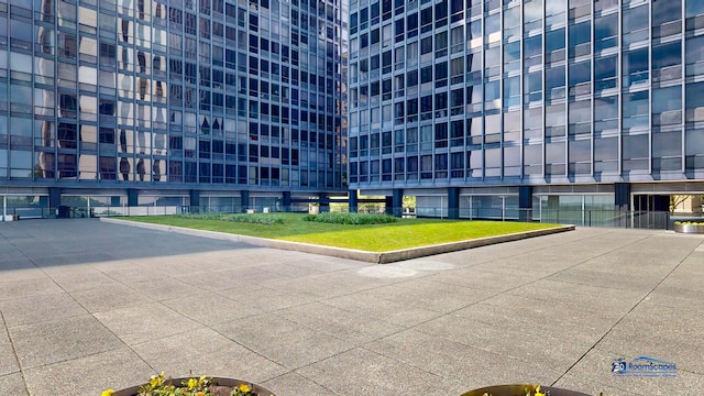 910 N Lake Shore Dr Unit 2317, Chicago, IL 60611 - surrounding community featuring a lawn