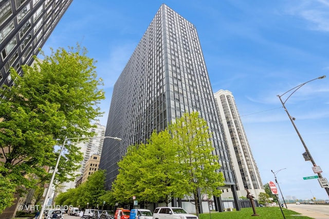 900 N Lake Shore Dr Unit 708, Chicago, IL 60611 - view of building exterior