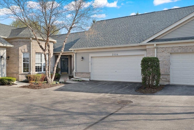 2104 Carillon Dr Unit 2104, Grayslake, IL 60030 - photo 1