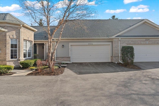 2104 Carillon Dr Unit 2104, Grayslake, IL 60030 - photo 3