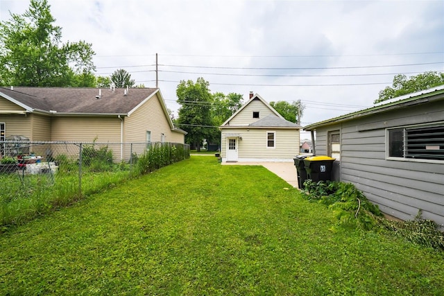 1006 S Adelaide St, Normal, IL 61761 - view of yard featuring a patio