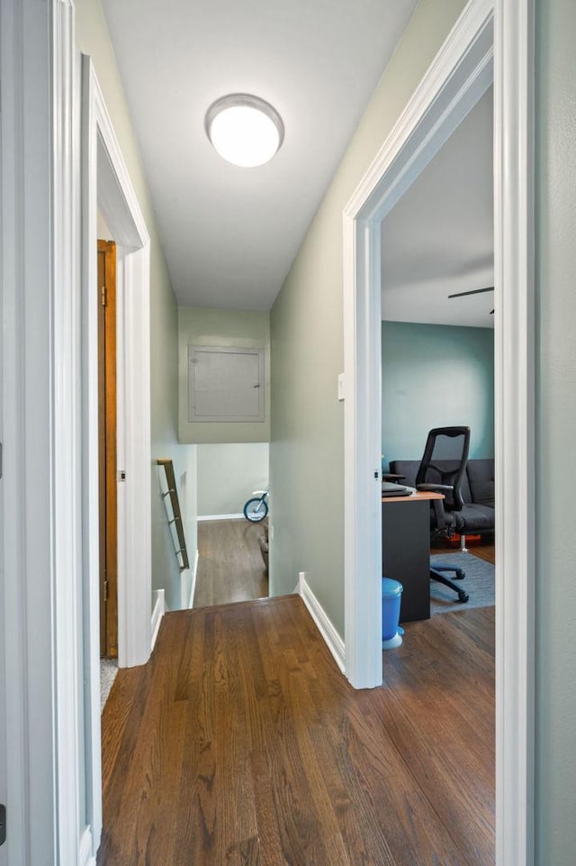 537 W Stearns Rd, Bartlett, IL 60103 - corridor with an upstairs landing, wood finished floors, and a desk