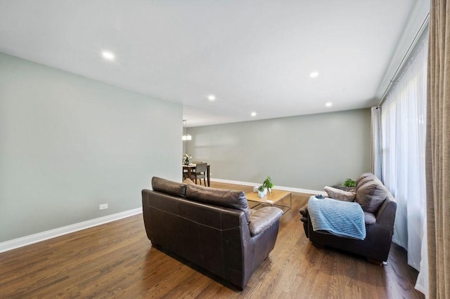 537 W Stearns Rd, Bartlett, IL 60103 - living room featuring wood finished floors and recessed lighting