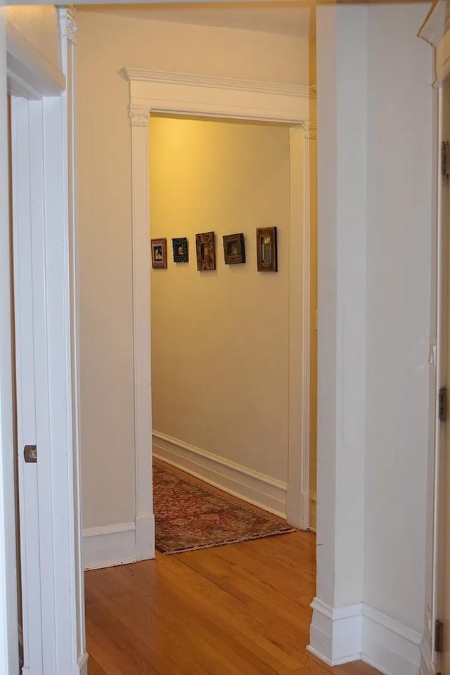 4623 N Beacon St Unit 3N, Chicago, IL 60640 - hall featuring wood finished floors and baseboards