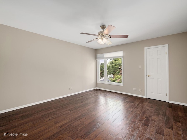 2S578 Patrick Henry Sq Unit 578, Oak Brook, IL 60523 - unfurnished room with a ceiling fan and dark wood-style flooring