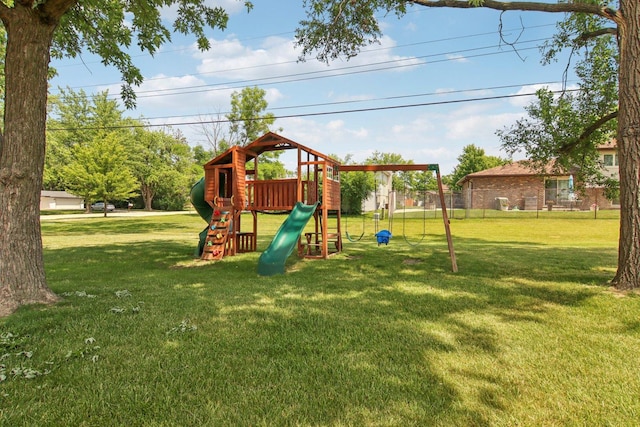 16301 Sherwood Dr, Orland Park, IL 60462 - view of jungle gym with a yard