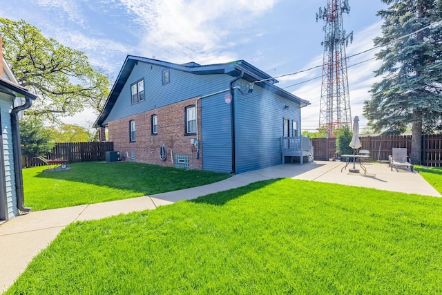 9712 W Shore Dr, Oak Lawn, IL 60453 - view of property exterior with a patio area and a cooling unit