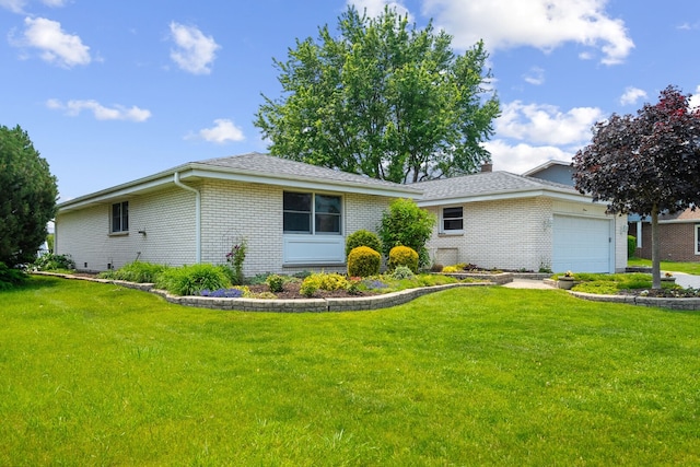 11 E Appletree Ln, Arlington Heights, IL 60004 - single story home with brick siding, a garage, and a front lawn