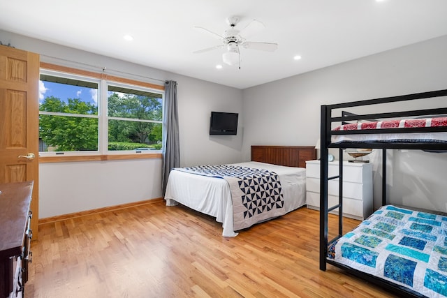 11 E Appletree Ln, Arlington Heights, IL 60004 - bedroom with light wood finished floors, recessed lighting, and a ceiling fan