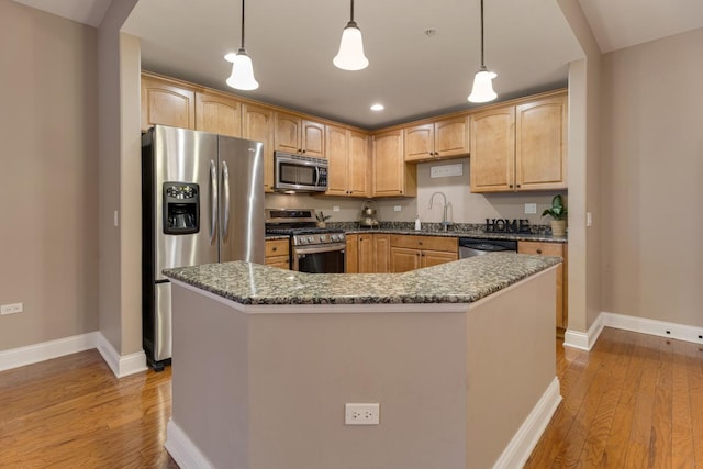 1210 N Foxdale Dr Unit 2-213, Addison, IL 60101 - photo 5