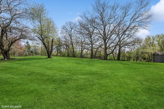 184A River Rd, Lake Barrington, IL 60010 - view of green lawn