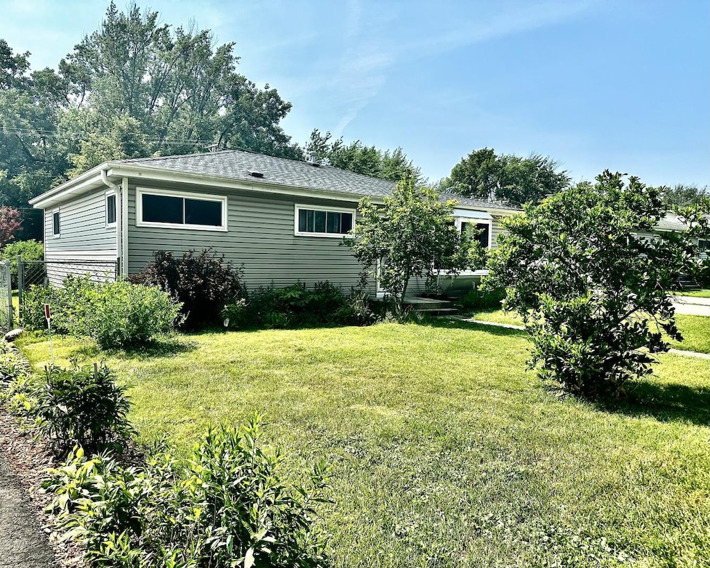 612 N Lincoln Ave, Villa Park, IL 60181 - back of house