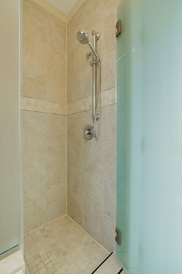 2732 W Belmont Ave, Chicago, IL 60618 - bathroom featuring a stall shower
