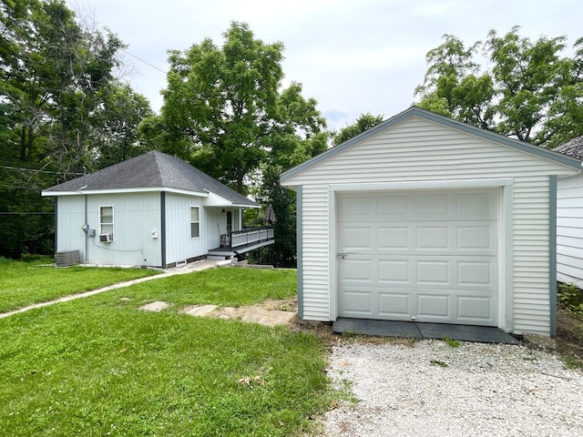 42 2nd St, Lasalle, IL 61301 - detached garage with gravel driveway