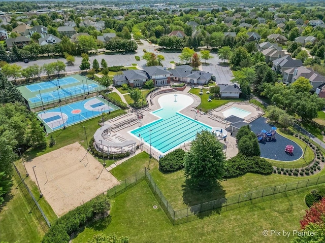 675 Oak Ln, South Elgin, IL 60177 - bird's eye view of a pool area