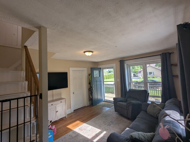 205 E S St, Mansfield, IL 61854 - photo 3