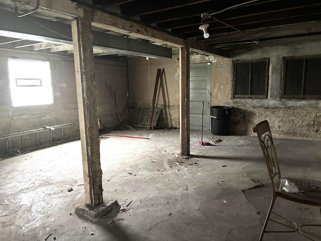 9236 S Blackstone Ave, Chicago, IL 60619 - view of below grade area