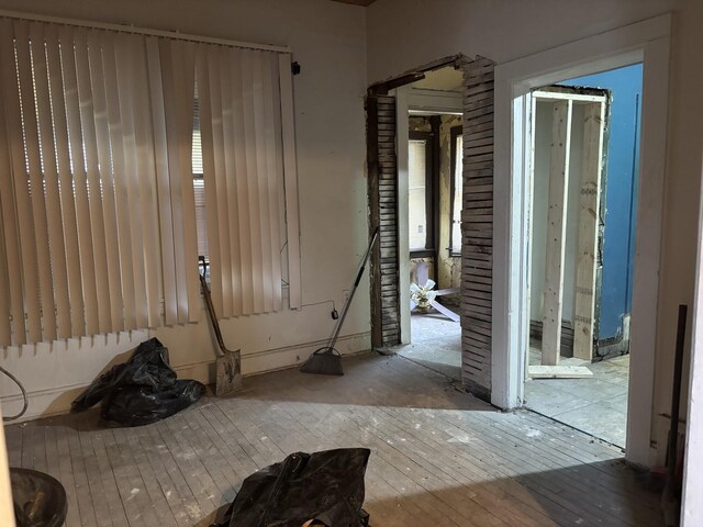 9236 S Blackstone Ave, Chicago, IL 60619 - foyer featuring wood-type flooring