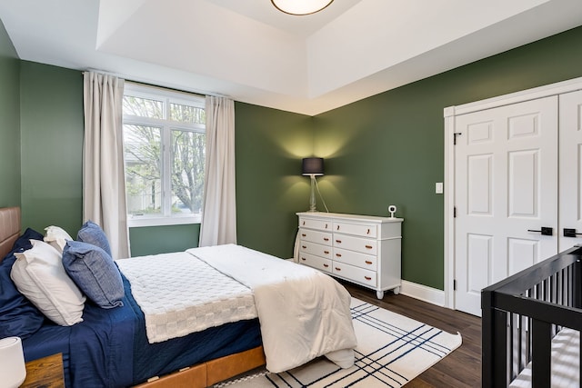 7 Loblolly Ct, Lemont, IL 60439 - bedroom with wood finished floors and a tray ceiling