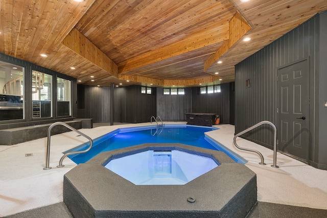 7 Loblolly Ct, Lemont, IL 60439 - view of swimming pool with a pool with connected hot tub