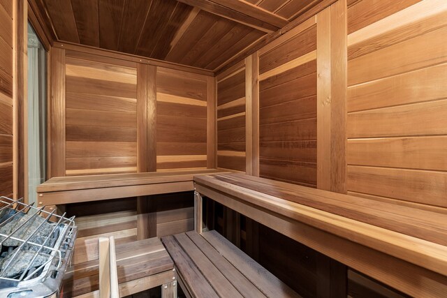 7 Loblolly Ct, Lemont, IL 60439 - sauna / steam room with wood ceiling