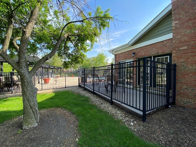 1340 Mcdowell Rd Unit 201, Naperville, IL 60563 - view of yard