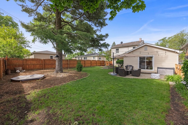 1341 S Sumner St, Wheaton, IL 60189 - fenced backyard with outdoor lounge area