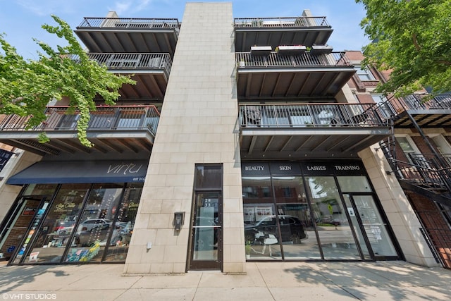 2033 N Damen Ave Unit 2N, Chicago, IL 60647 - view of building exterior