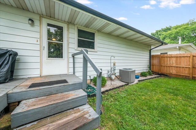 305 E Marshall St, Tolono, IL 61880 - entrance to property